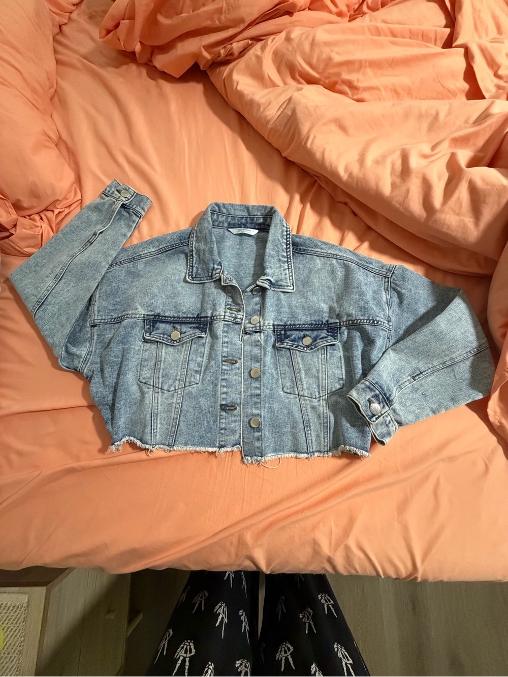 Cropped Light Wash Denim Jacket - Unbranded